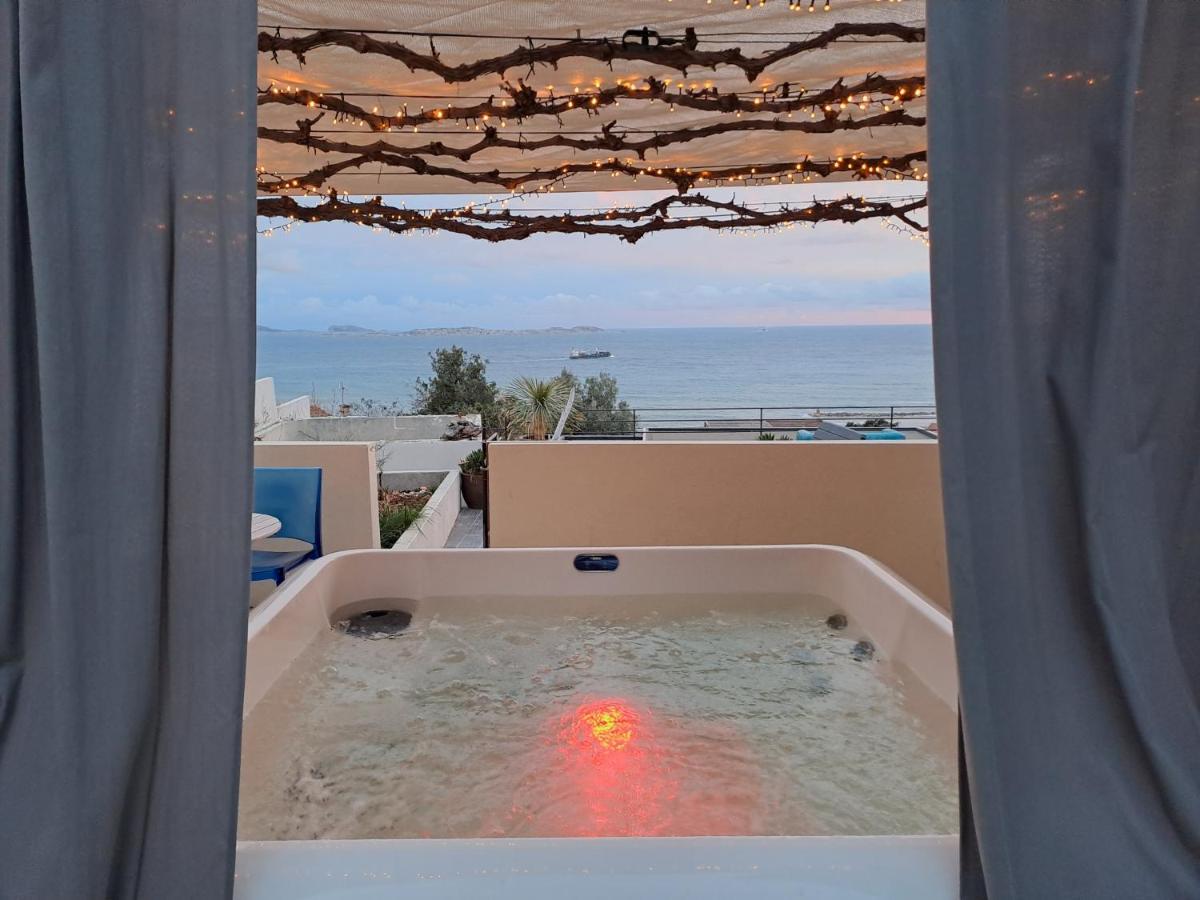 Les Suites Love 3 Spa Vue Mer Piscine Marseille Exterior photo