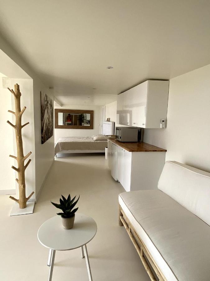 Les Suites Love 3 Spa Vue Mer Piscine Marseille Exterior photo
